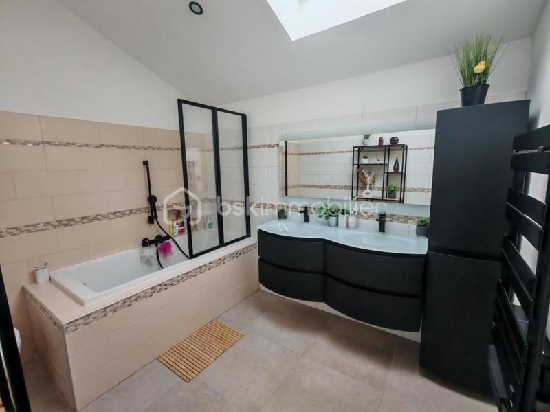 Corps de ferme - 171 m² - 8 pièces