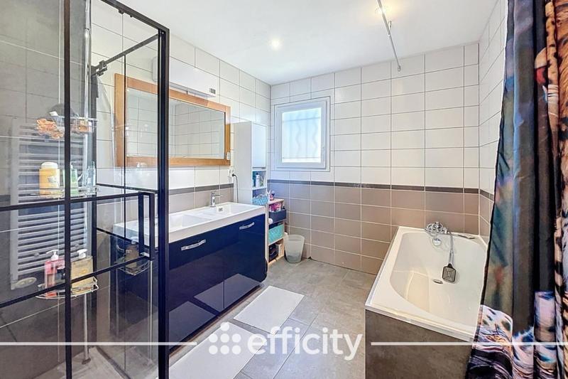 Maison - 134 m² - 5 pièces