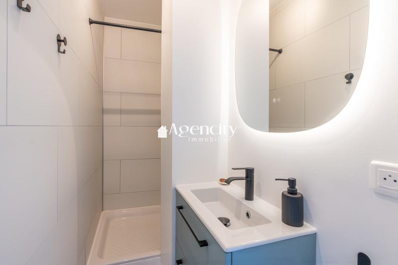 Appartement - 77 m² - 4 pièces