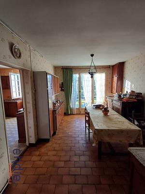 Maison - 93 m² - 3 pièces