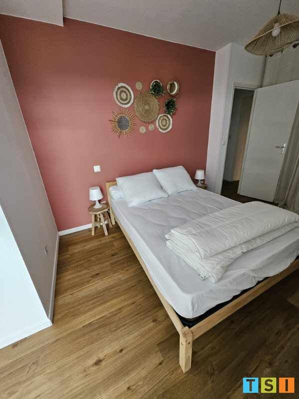 Maison - 210 m² - 8 pièces
