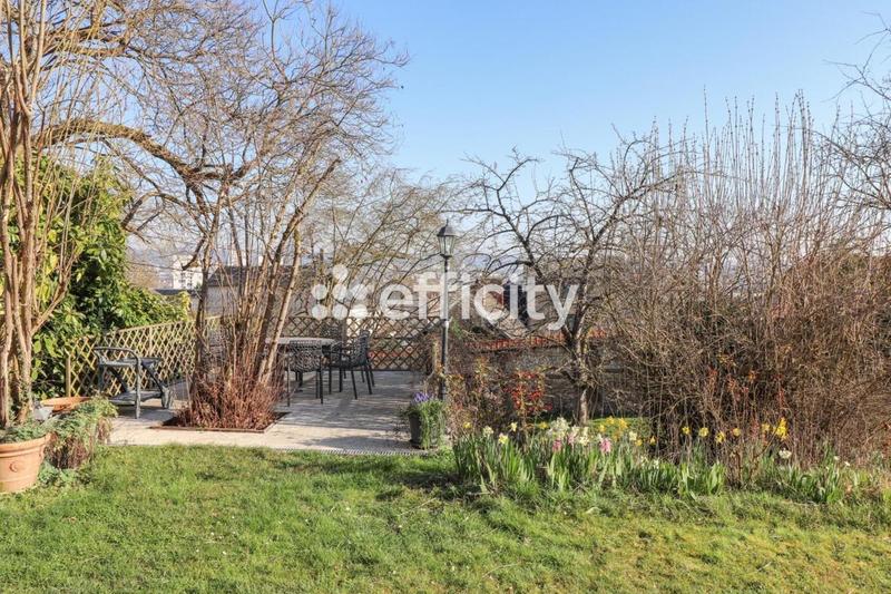 Pavillon - 102 m² - 4 pièces