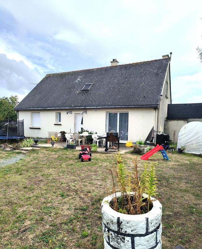 Maison - 189 m² - 8 pièces