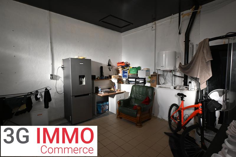 Local commercial - 200 m² - 5 pièces