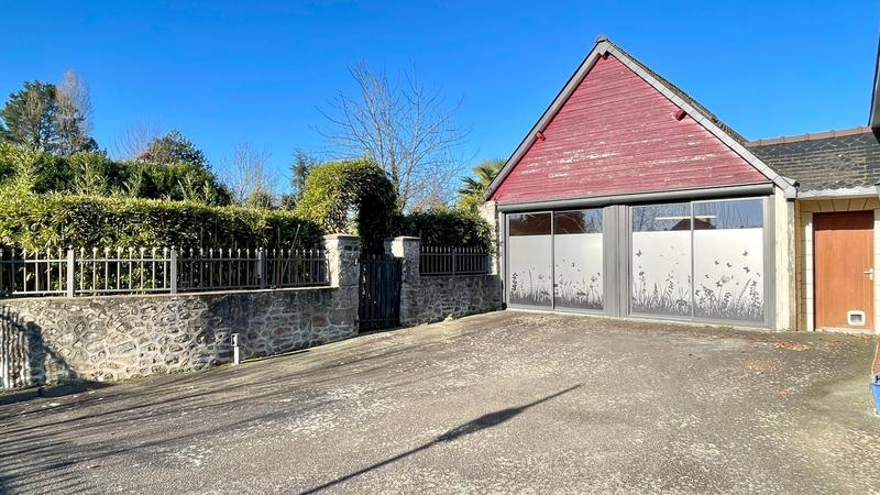 Maison - 180 m² - 7 pièces