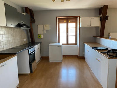 Appartement - 65 m² - 4 pièces