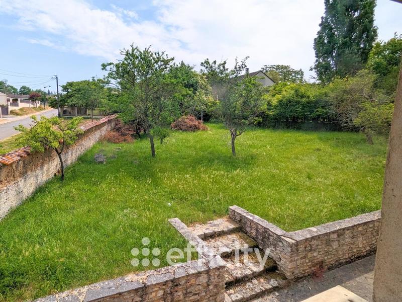 Maison - 256 m² - 8 pièces