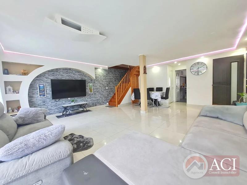 Maison - 130 m² - 7 pièces