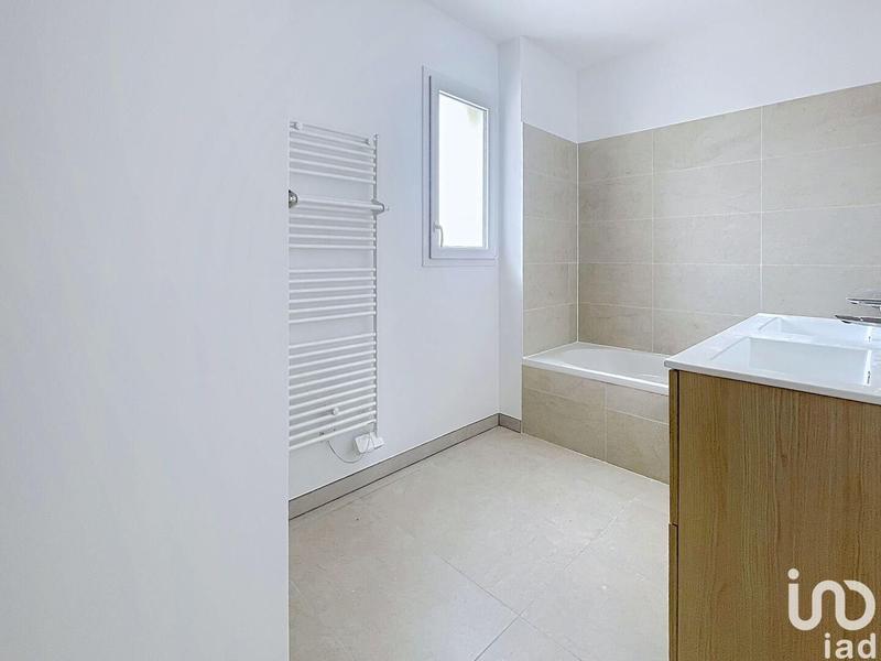 Maison - 105 m² - 4 pièces