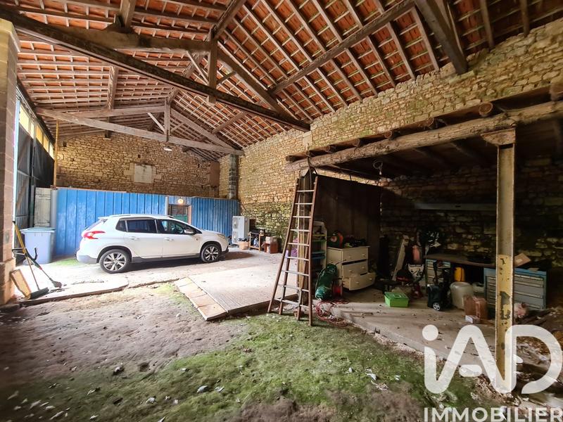 Maison - 202 m² - 7 pièces