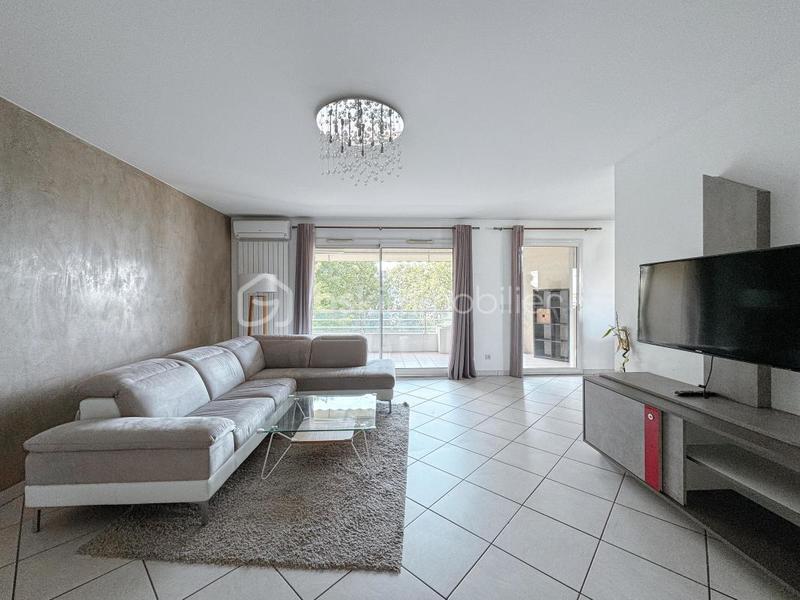 Appartement - 80 m² - 3 pièces