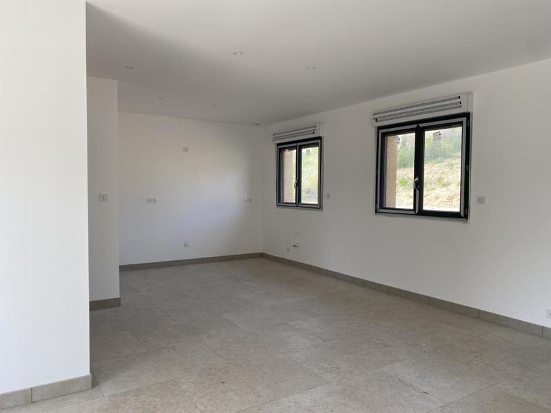 Maison - 81 m² - 4 pièces