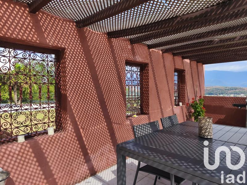 Maison - 199 m² - 6 pièces