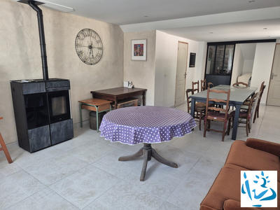 Maison - 185 m² - 9 pièces