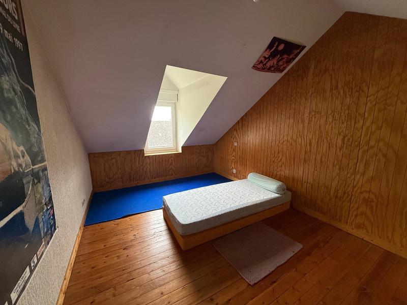 Maison - 207 m² - 12 pièces