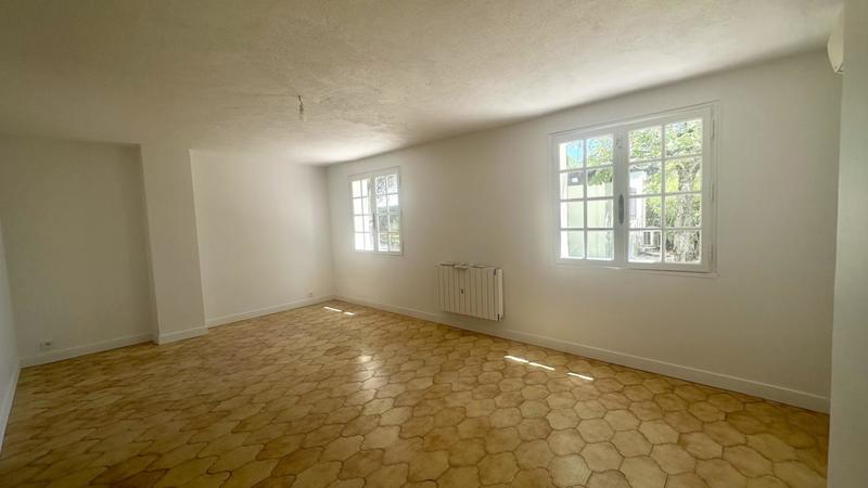 Villa - 264 m² - 7 pièces