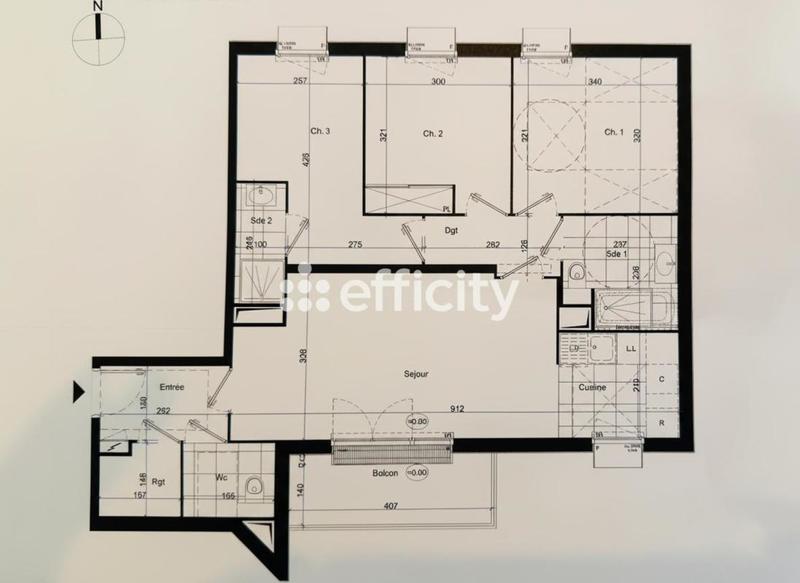 Appartement - 77 m² - 4 pièces