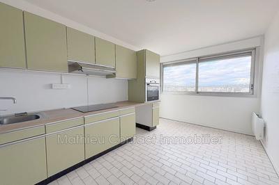 Appartement - 109 m² - 5 pièces