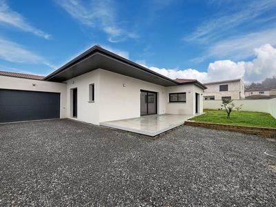 Maison - 117 m² - 4 pièces