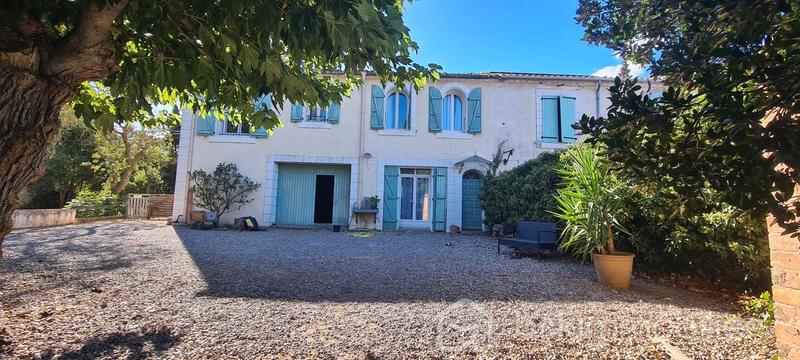 Propriété - 110 m² - 5 pièces