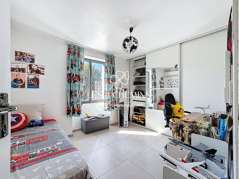 Maison - 150 m² - 4 pièces