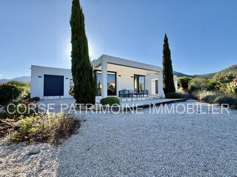Villa - 135 m² - 6 pièces