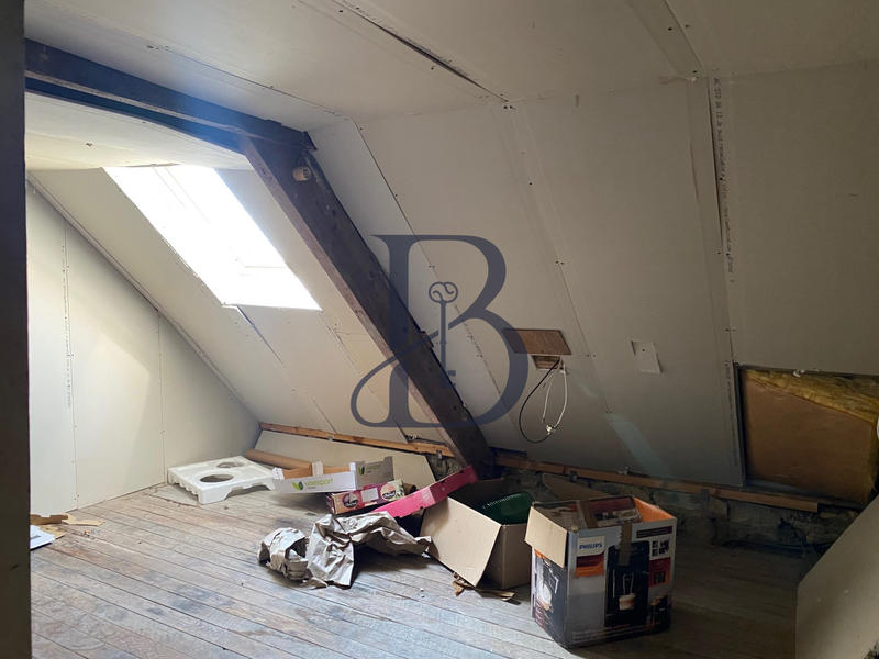 Maison - 105 m² - 5 pièces