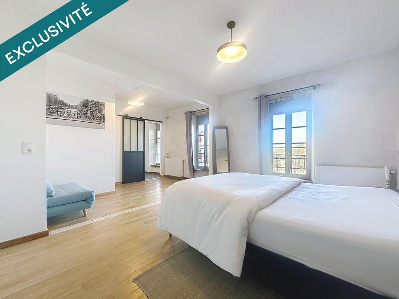 Maison de maîtres - 373 m² - 11 pièces