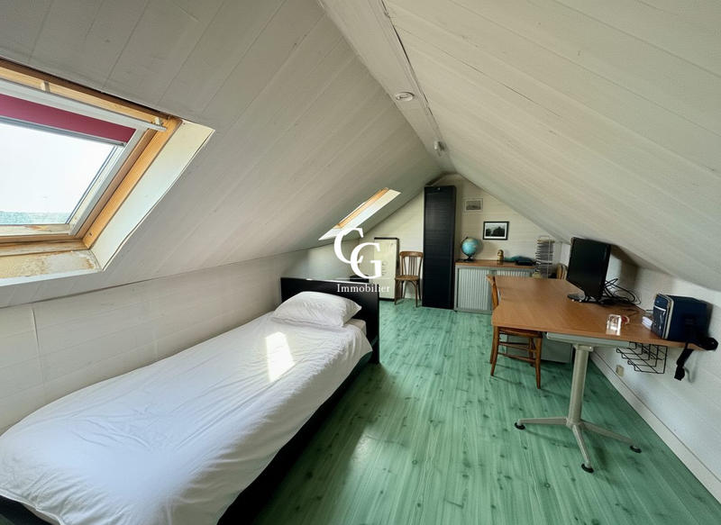 Maison - 99 m² - 5 pièces