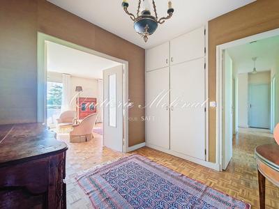 Appartement - 117 m² - 5 pièces