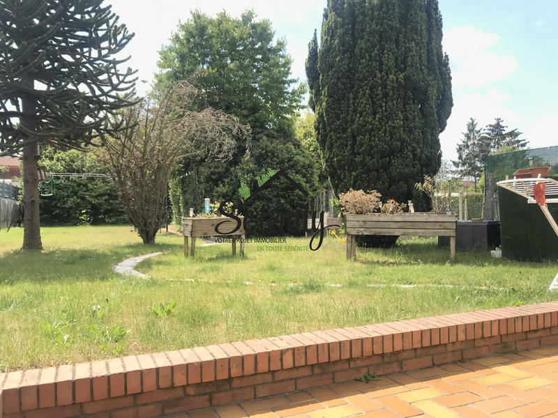 Maison - 90 m² - 6 pièces