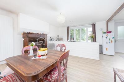 Maison en pierre - 159 m² - 7 pièces