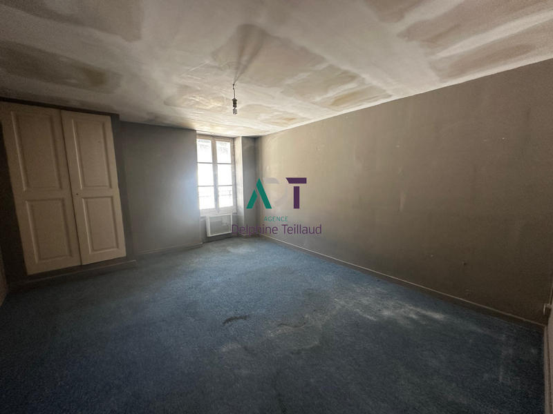 Maison - 290 m² - 10 pièces