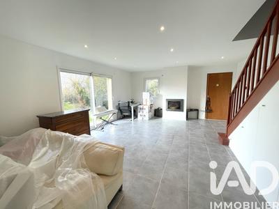 Maison - 98 m² - 4 pièces