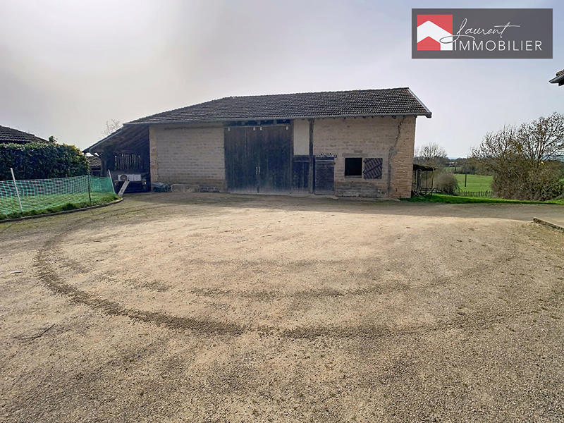 Maison - 234 m² - 7 pièces