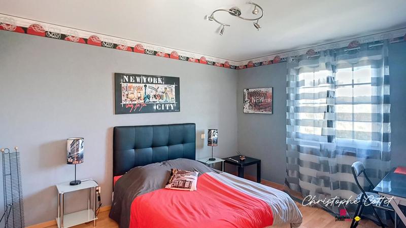 Maison - 295 m² - 8 pièces