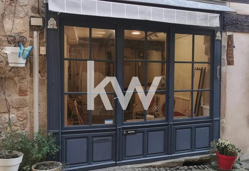 Immeuble mixte - 52 m²