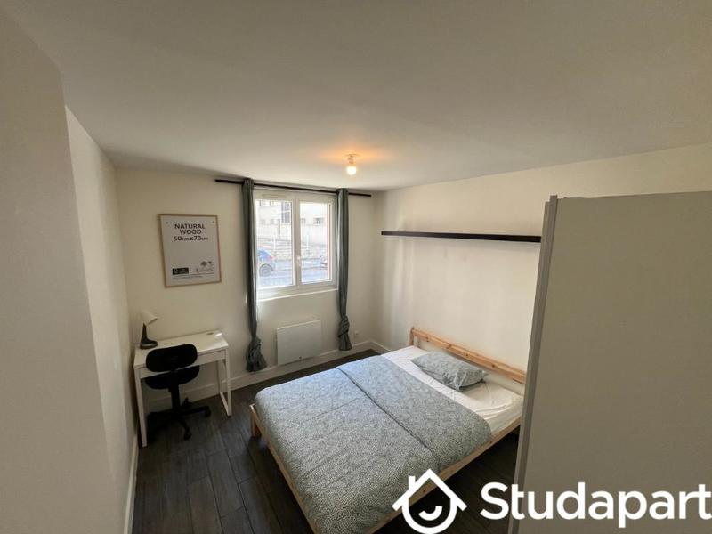 Chambre - 10 m² - 1 pièce