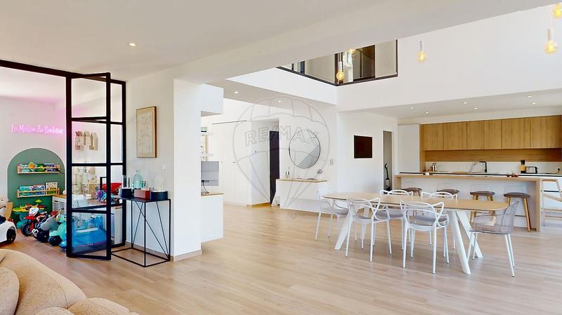 Maison d'architecte - 190 m² - 6 pièces