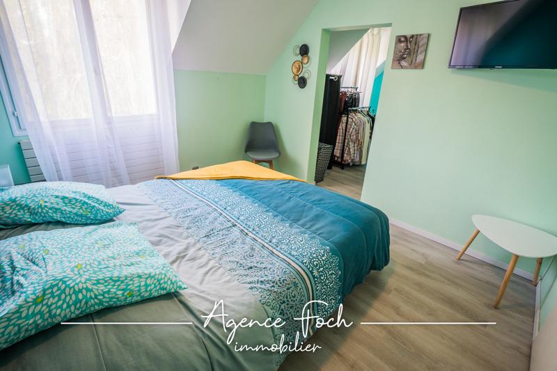 Maison - 495 m² - 14 pièces