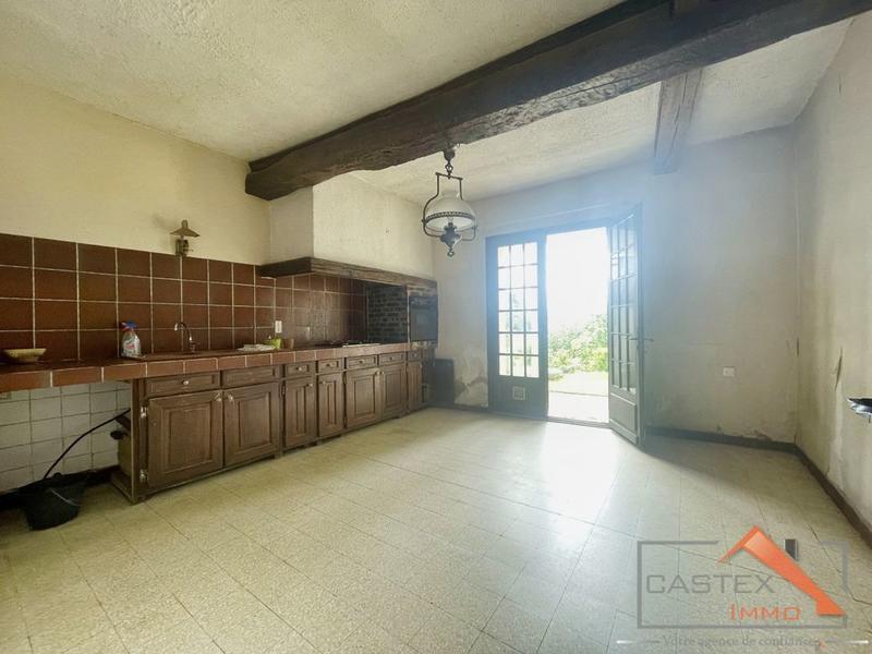 Maison - 334 m² - 9 pièces