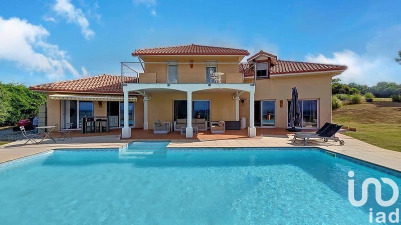 Maison de maîtres - 199 m² - 6 pièces