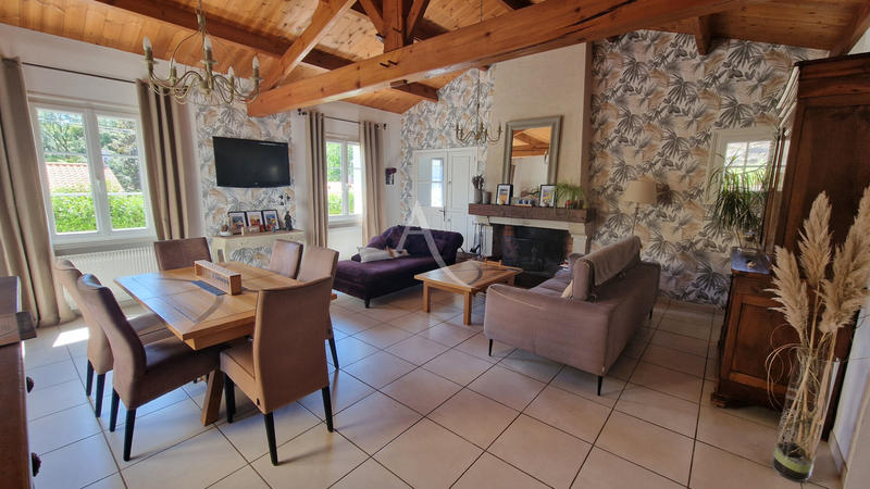 Maison - 168 m² - 5 pièces