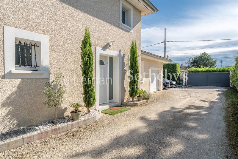 Maison - 158 m² - 6 pièces