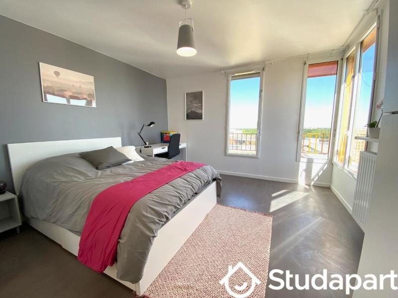 Chambre - 14 m² - 1 pièce