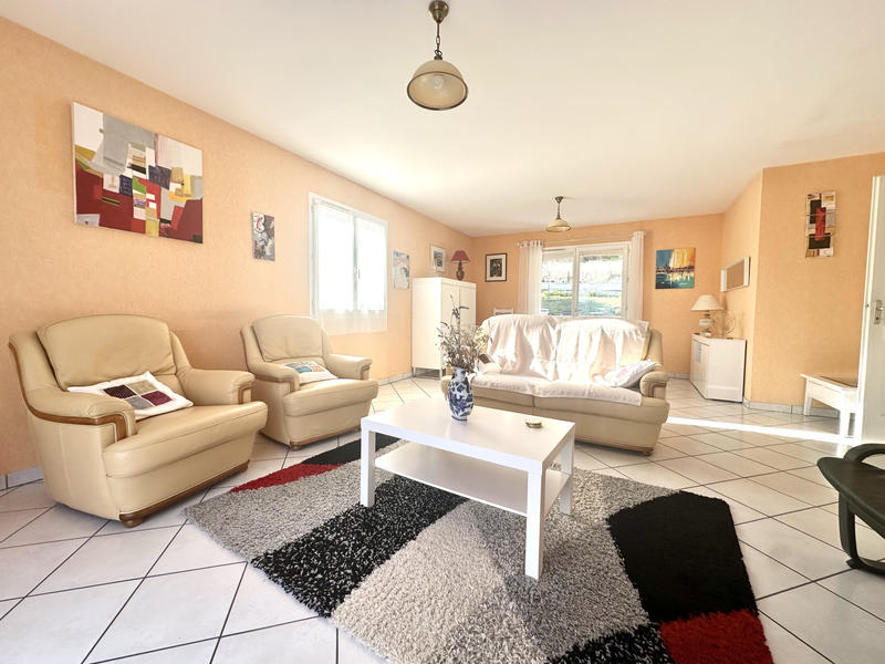 Maison - 137 m² - 5 pièces