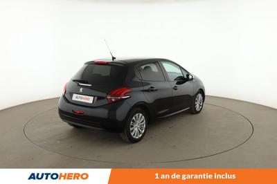 Peugeot 208 1.6 Blue-HDi Style 5p 75 ch