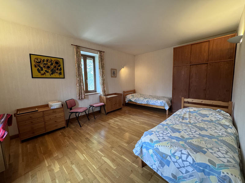 Maison - 246 m² - 8 pièces