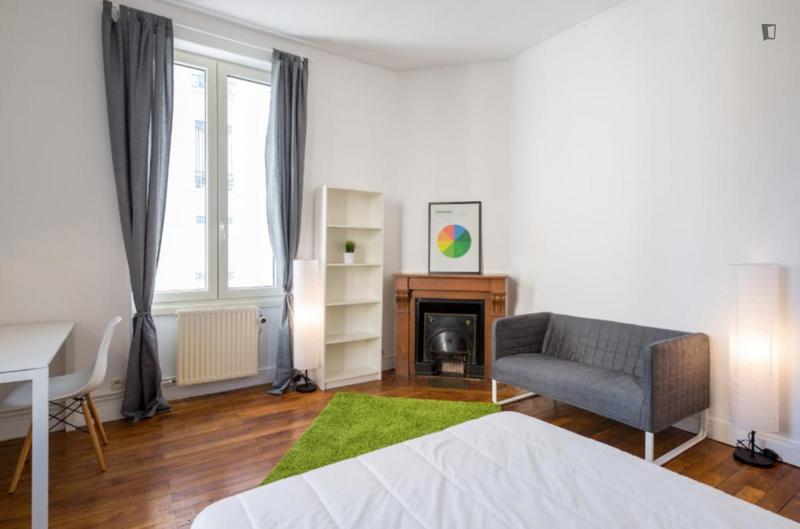 Chambre - 18 m² - 8 pièces