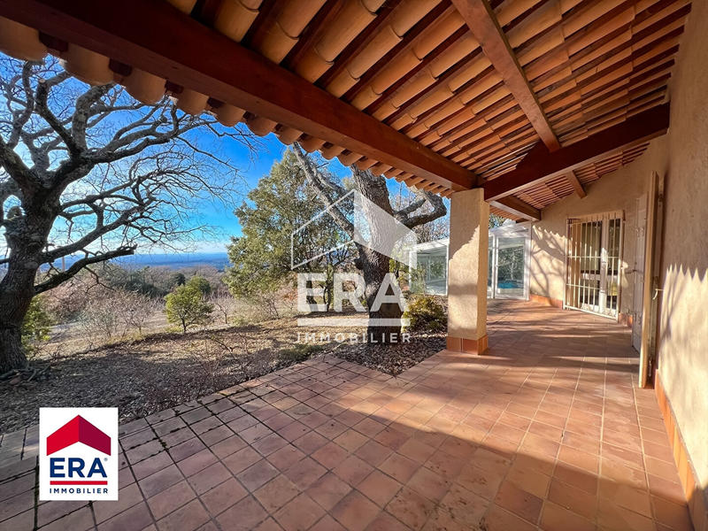 Maison - 144 m² - 5 pièces